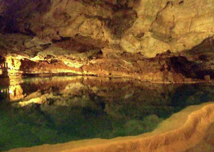 Сasa de vacaciones Normandy Bakery Retreat